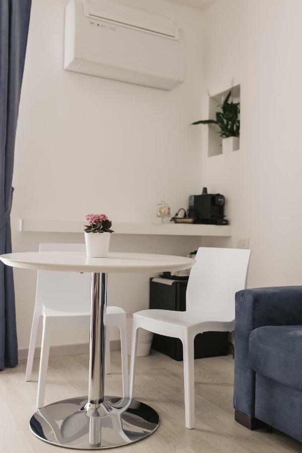 מטרה Il Giramondo Suite&Room Self Check-In מראה חיצוני תמונה